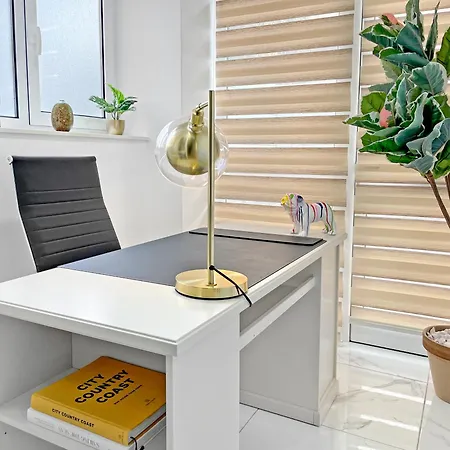 The Encino - Luxury Seaside Appartamento *